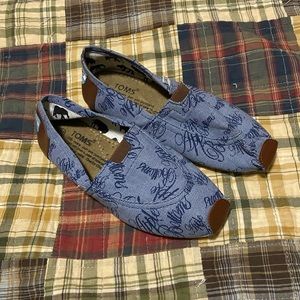 Apple bottom TOMS Shoes